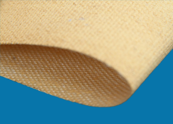 Glass fiber vermiculite cloth for heat shields